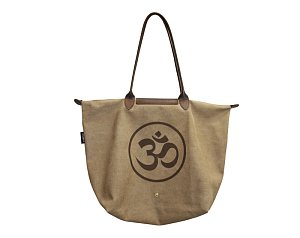 Сумка из канваса с плечевыми ручками , внутренним карманом и вышивкой "ОМ"